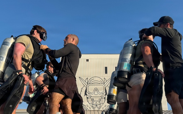Combat Diver Qaulification Course Students Training