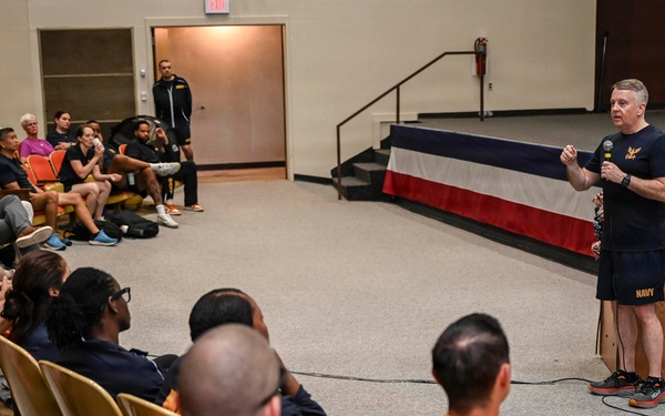 Navy Recruiting Command hosts a Resiliency Day