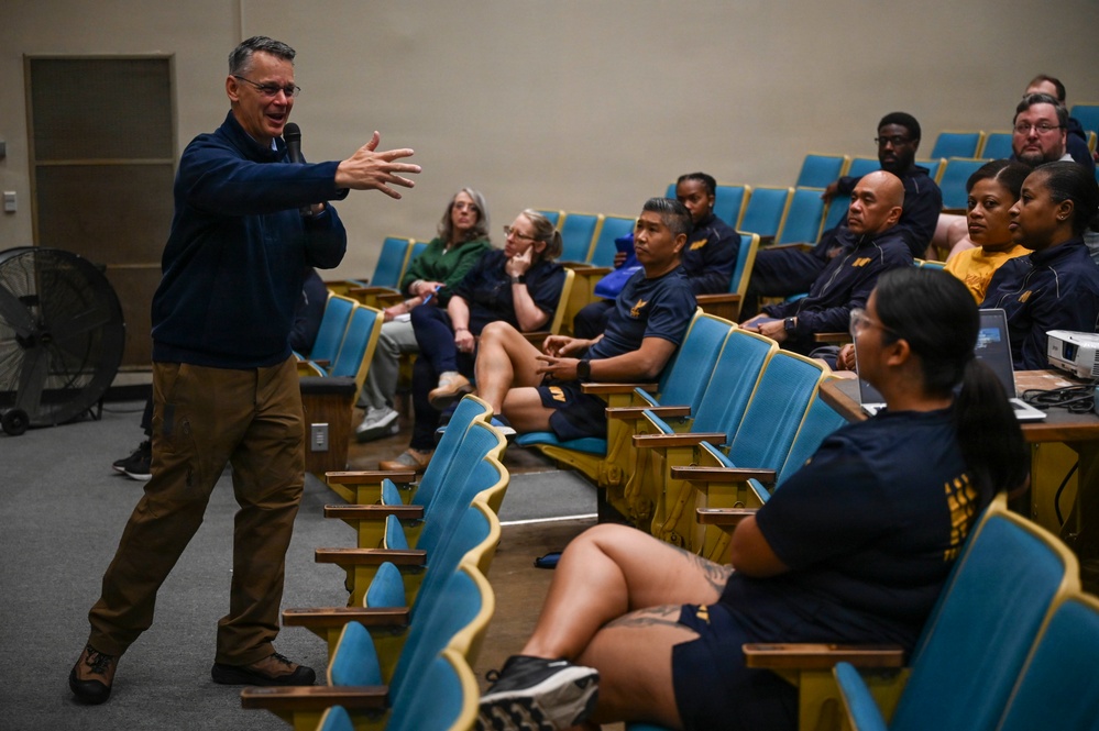 Navy Recruiting Command hosts a Resiliency Day