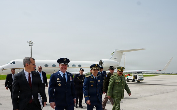 Gen. Dagvin R.M. Anderson, Commander of U.S. Africa Command Visits Algeria to Strengthen Strategic Cooperation on Regional Security