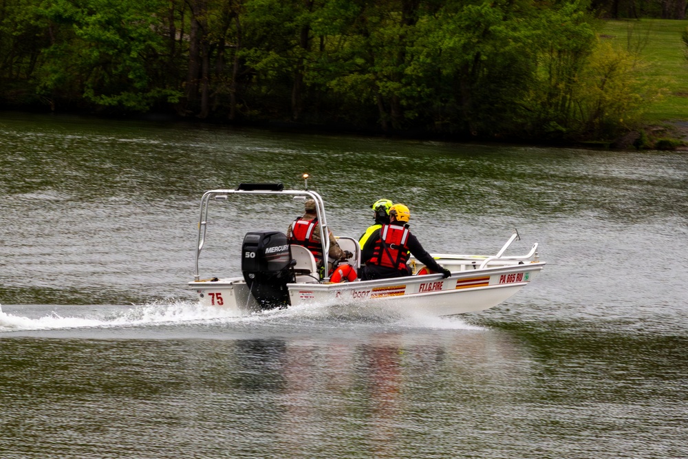Pa. Helicopter Aquatic Rescue Team conducts water training at Memorial Lake
