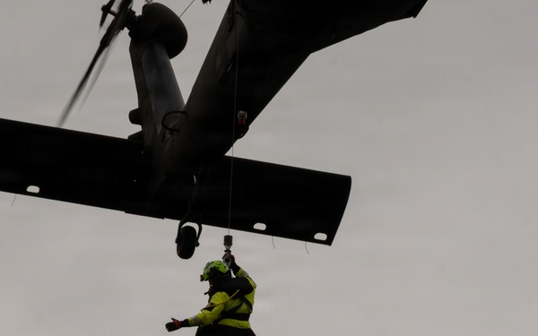 Pa. Helicopter Aquatic Rescue Team conducts water training at Memorial Lake