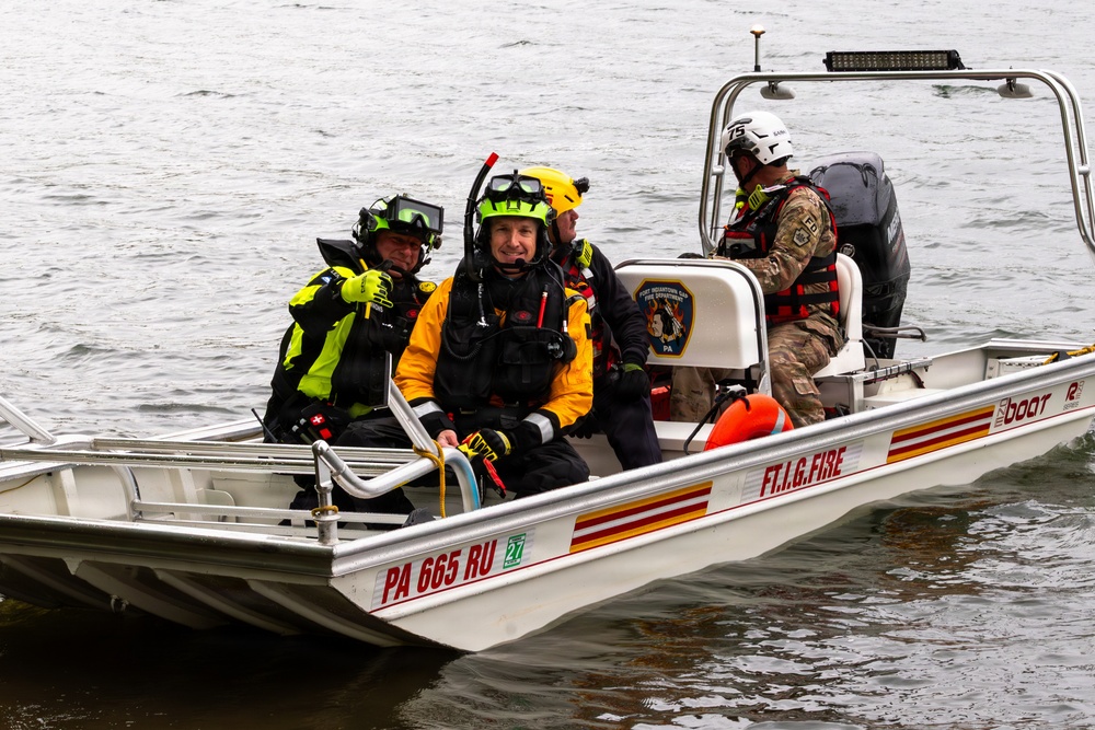 Pa. Helicopter Aquatic Rescue Team conducts water training at Memorial Lake