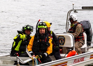 Pa. Helicopter Aquatic Rescue Team conducts water training at Memorial Lake