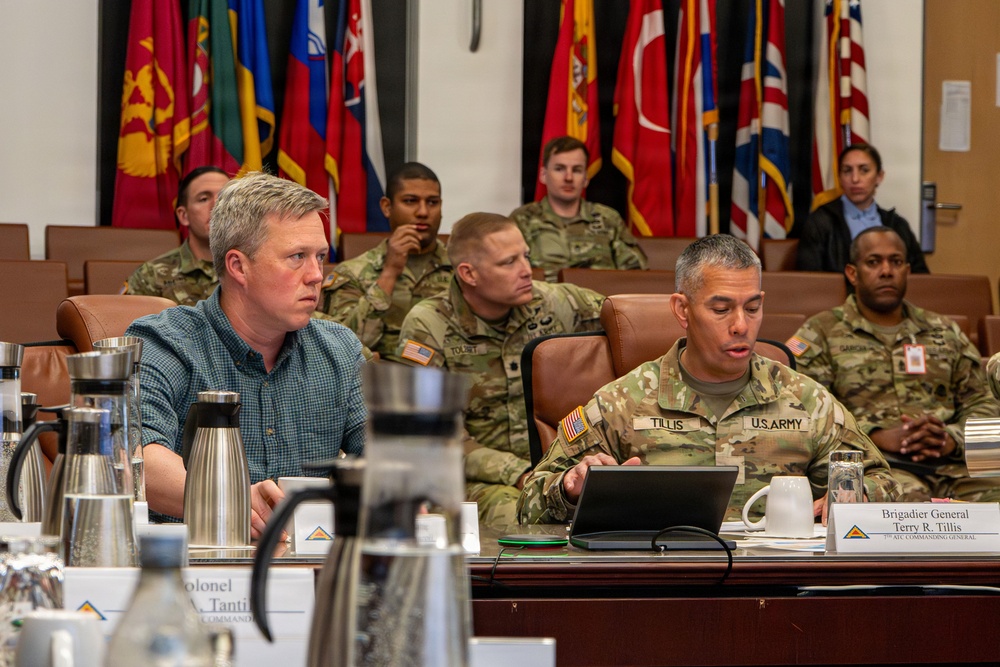 SECARMY visits 7ATC