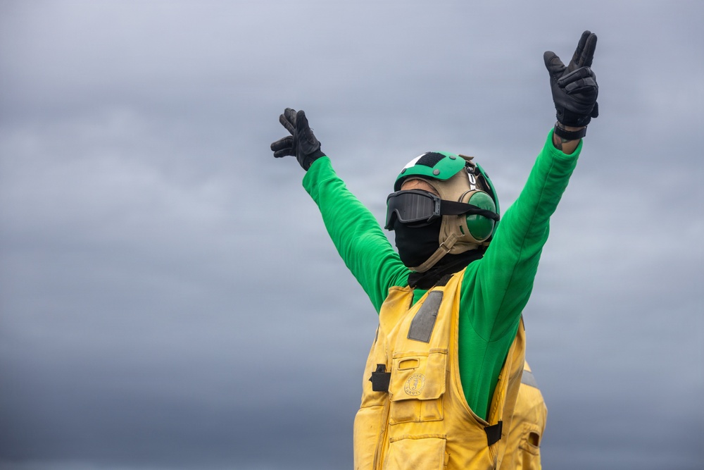 22nd MEU(SOC) | Flight Operations Aboard USS Fort Lauderdale