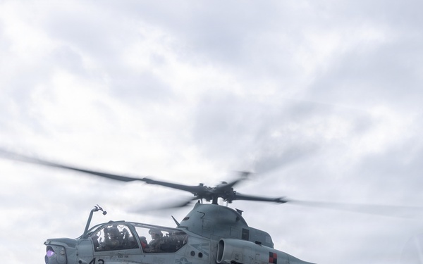 22nd MEU(SOC) | Flight Operations Aboard USS Fort Lauderdale