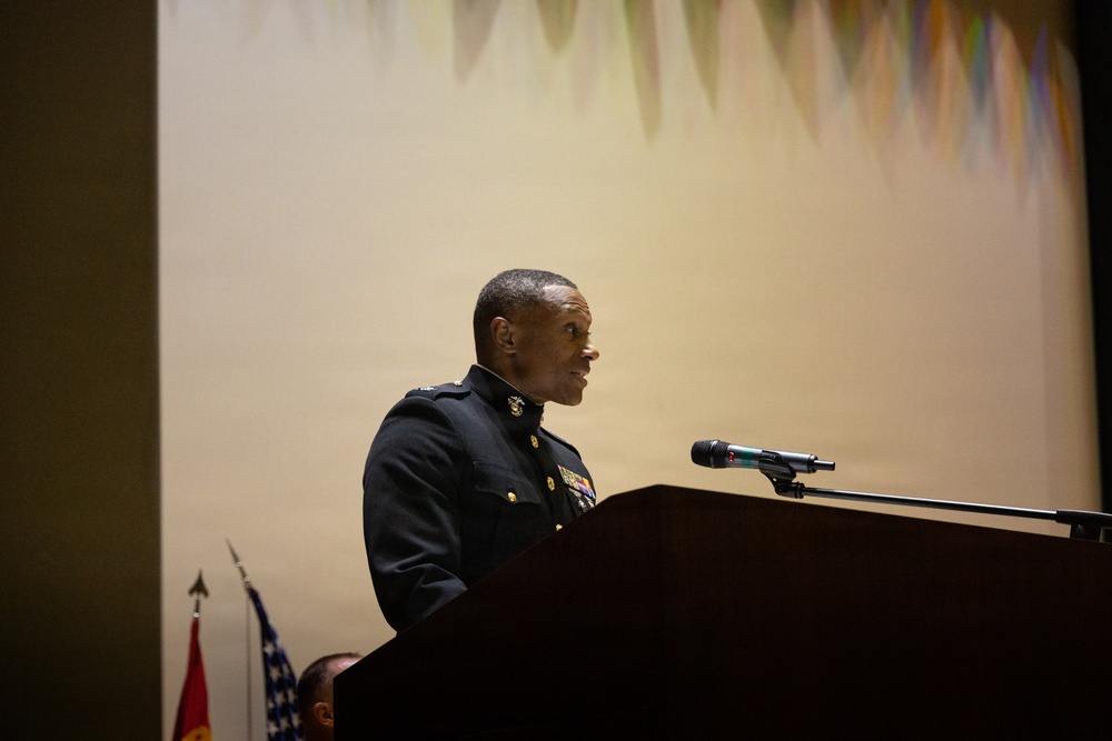 Marine Corps Recruiting and Retention School Graduation