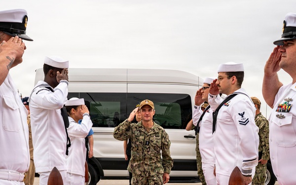 VADM Doug Perry, U.S. 2nd Fleet Commander, Visits USS James E. Williams Tour (DDG 95)