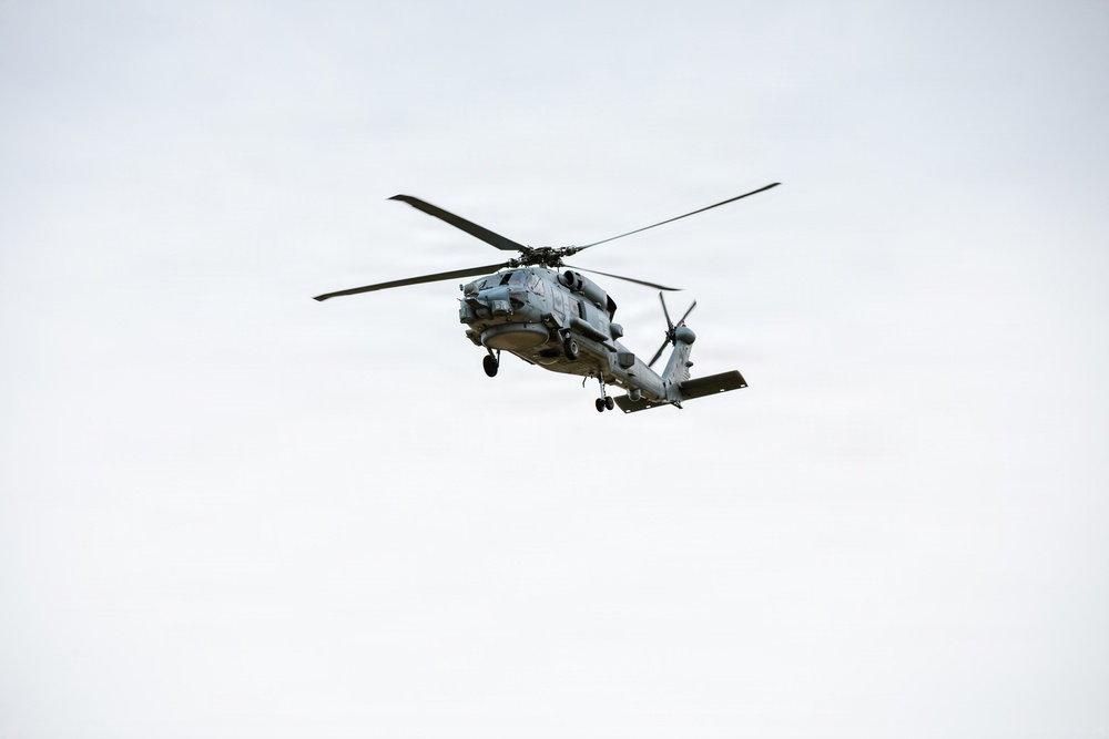 VX-1 conducts flight operations