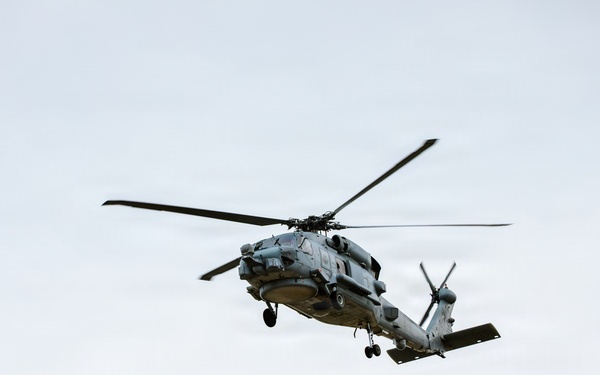 VX-1 conducts flight operations