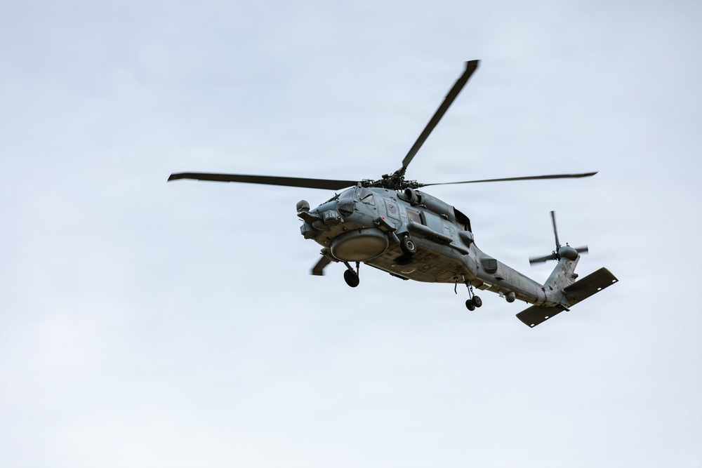 VX-1 conducts flight operations