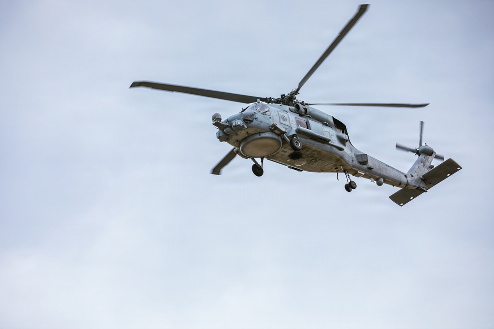 VX-1 conducts flight operations