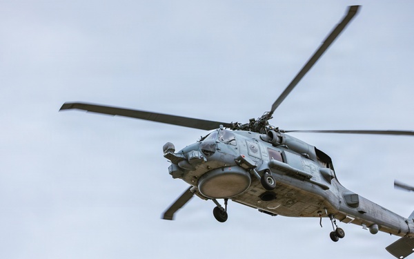 VX-1 conducts flight operations