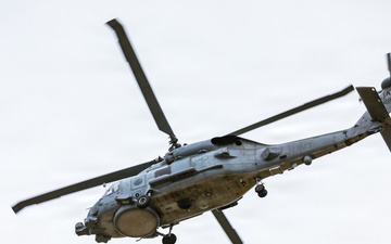 VX-1 conducts flight operations