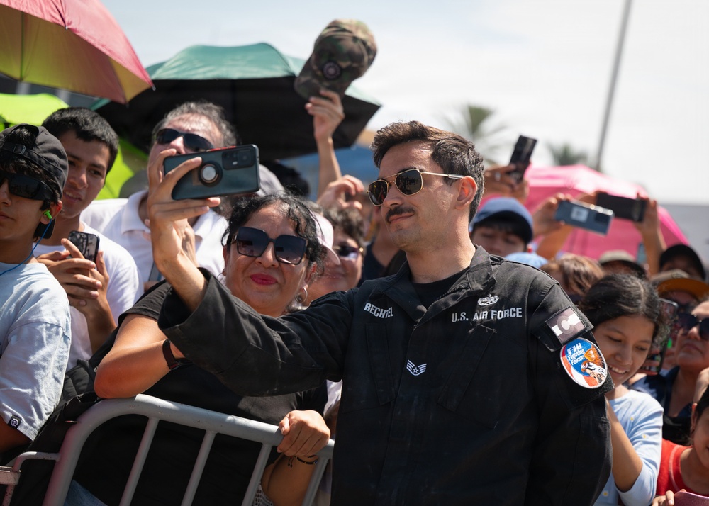 F-16 Viper Demo at Peru Airshow 2026