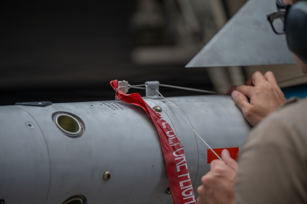 Tyndall load crews demonstrate combat lethality