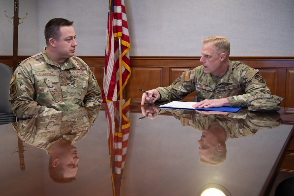 AFLCMC Command Chief visits Hanscom