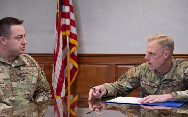 AFLCMC Command Chief visits Hanscom