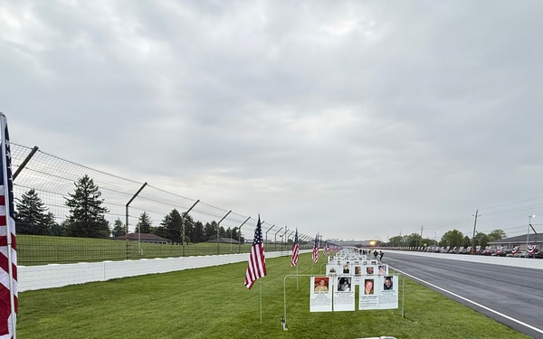 Gold Mile Honors Indiana’s Fallen at 500 Festival Mini-Marathon