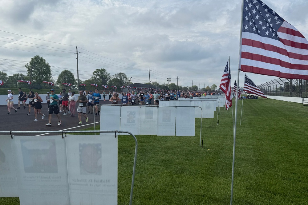 Gold Mile Honors Indiana’s Fallen at 500 Festival Mini-Marathon