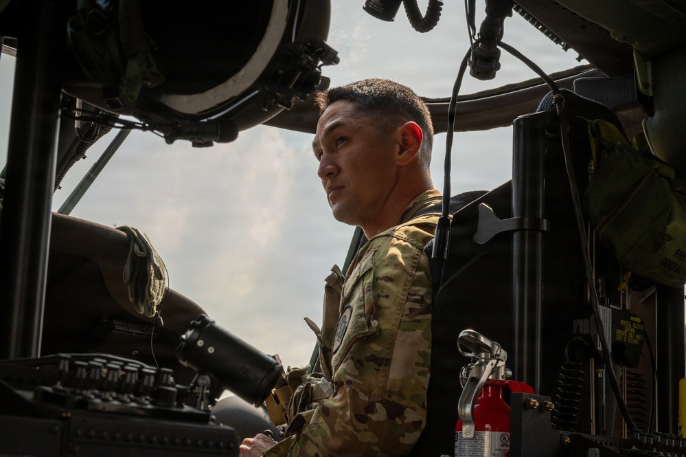 Hawai‘i and Philippine Aircrews Mark Rare Bilateral Milestone Aboard Shared Aircraft