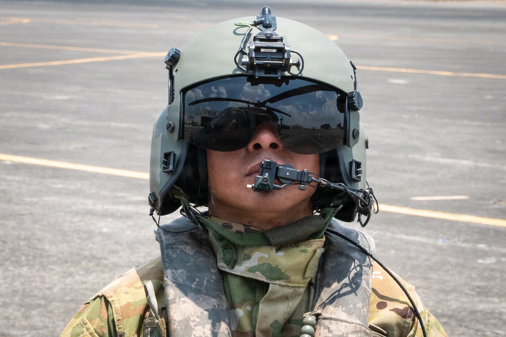 Hawai‘i and Philippine Aircrews Mark Rare Bilateral Milestone Aboard Shared Aircraft