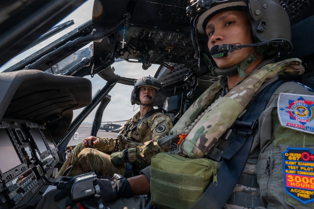 Hawai‘i and Philippine Aircrews Mark Rare Bilateral Milestone Aboard Shared Aircraft
