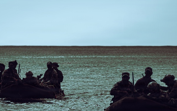 1st SFG (A) Green Berets conduct small group tactics