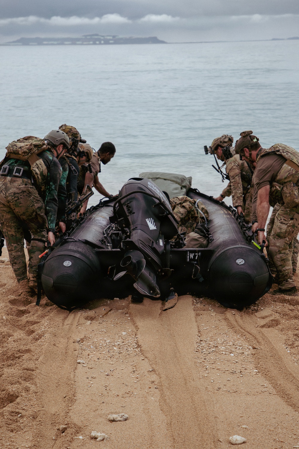 1st SFG (A) Green Berets conduct maritime training