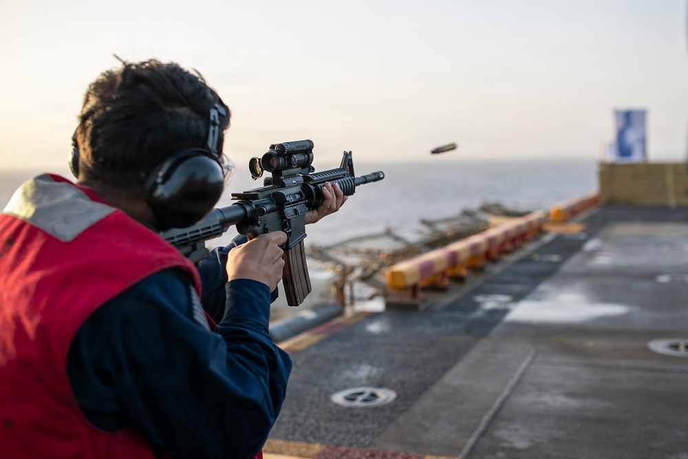USS Tripoli M4 Gun Shoot