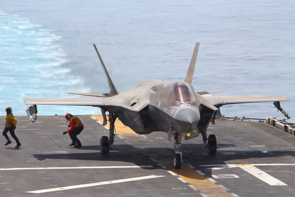 USS Tripoli F-35 Flight Ops