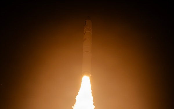 Vandenberg Launches Minotaur IV Rocket Carrying the STP-S29A Mission