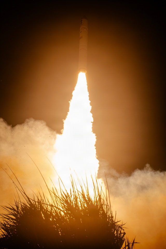 Vandenberg Launches Minotaur IV Rocket Carrying the STP-S29A Mission