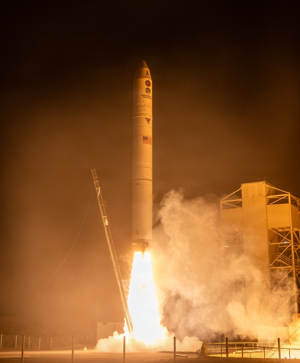 Vandenberg Launches Minotaur IV Rocket Carrying the STP-S29A Mission