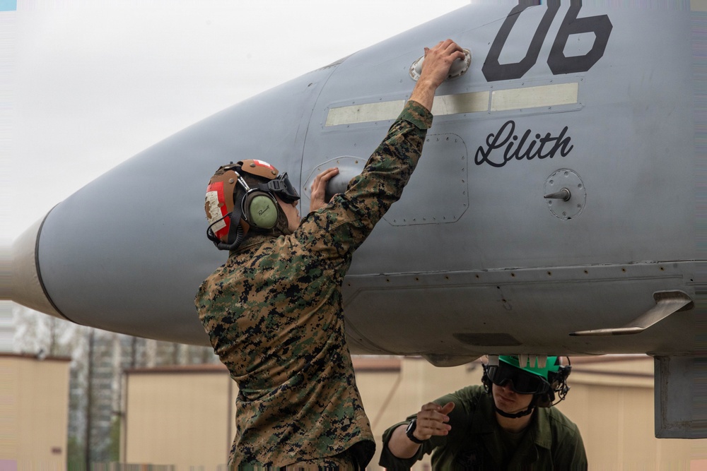 VMFA-232 refine air combat capabilities in Gwangju Air