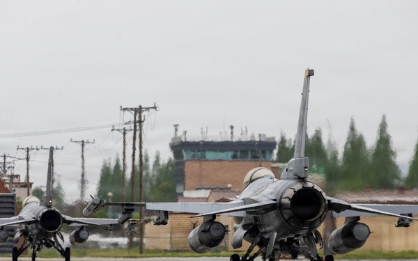 Red Devils fly sorties out of Gwangju Air Base