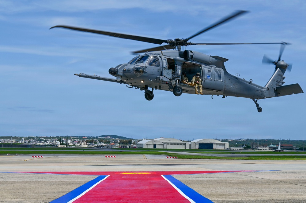 5th Air Force commander visits Kadena, underscores readiness