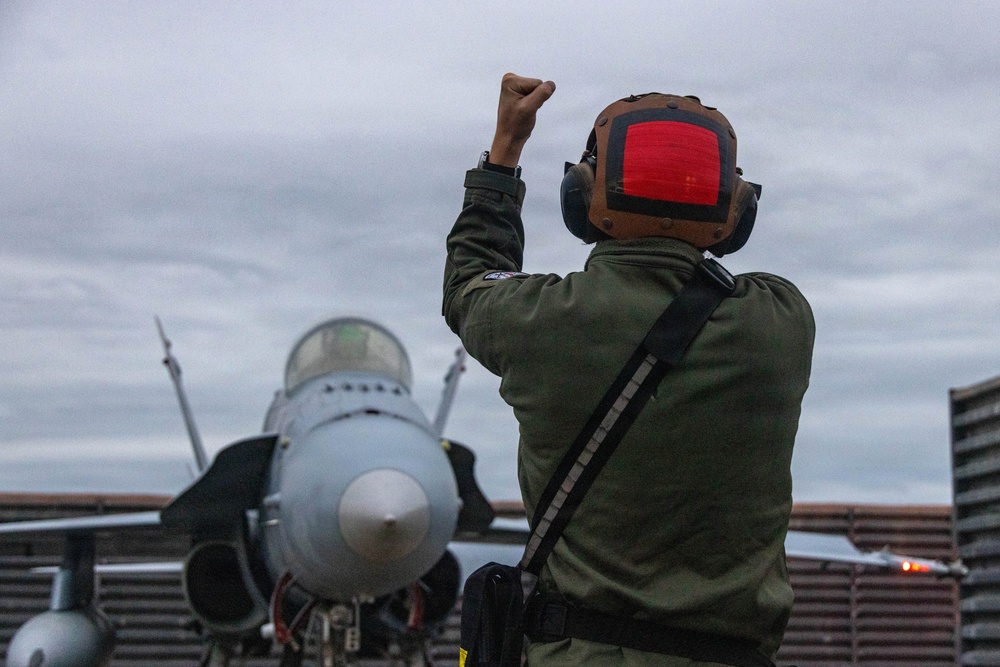 Red Devils fly sorties out of Gwangju Air Base