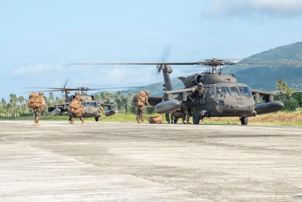 Balikatan 2026: 3rd LCT arrives at Calayan for MKTSO-N