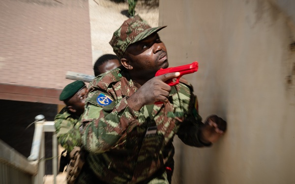 Obangame Express 2026 rappel and VBSS scenario training