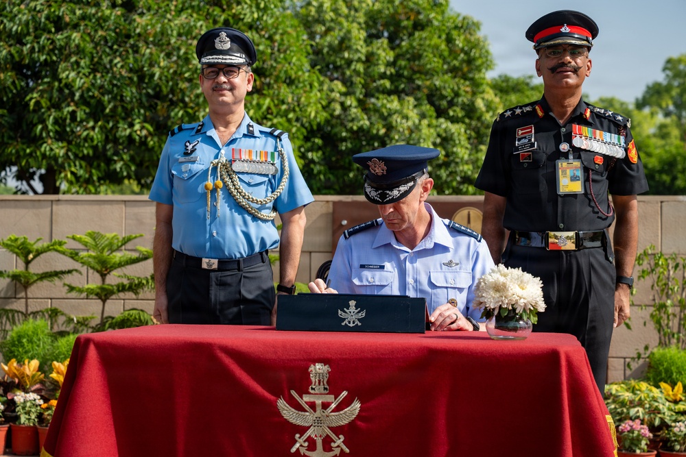 Pacific Air Forces Commander visits India