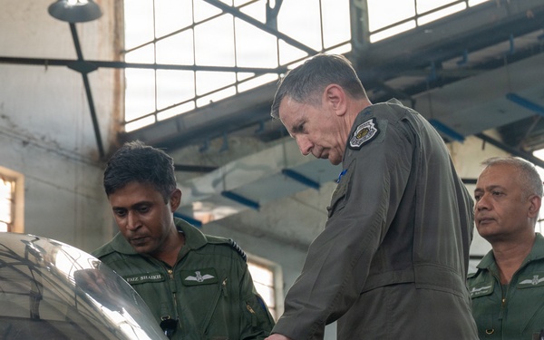Pacific Air Forces Commander visits India