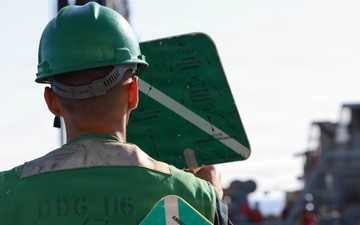 USS Thomas Hudner (DDG 116) Conducts Replenishment-at-Sea