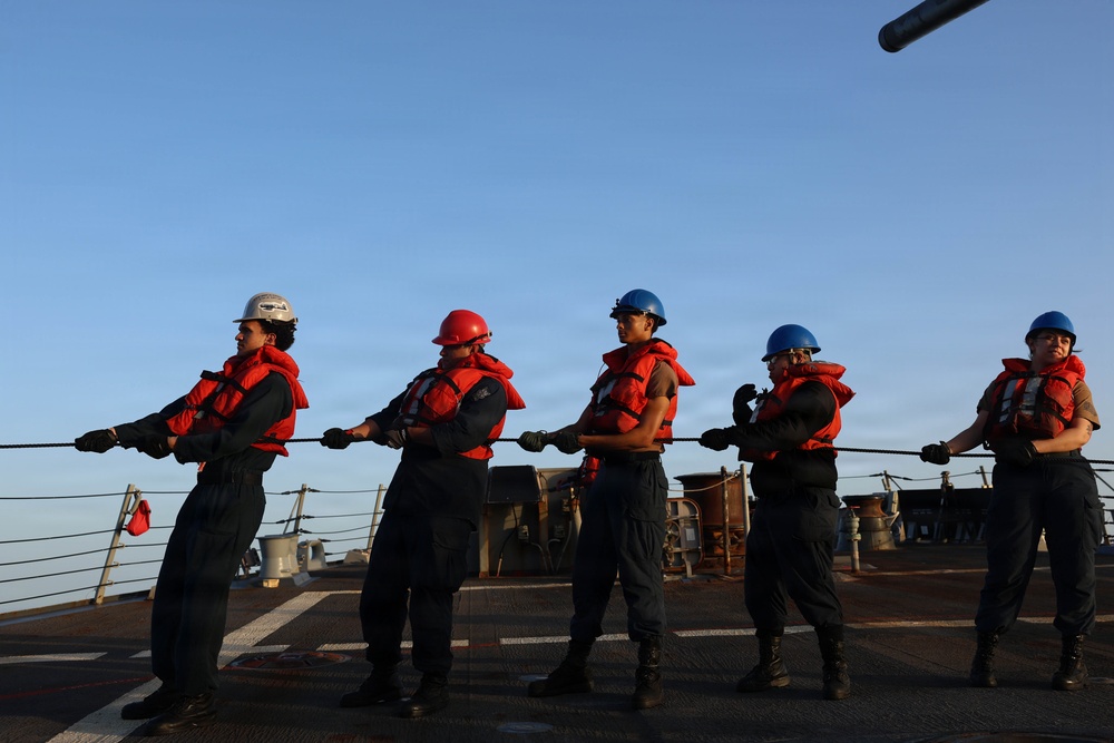 USS Thomas Hudner (DDG 116) Conducts Replenishment-at-Sea