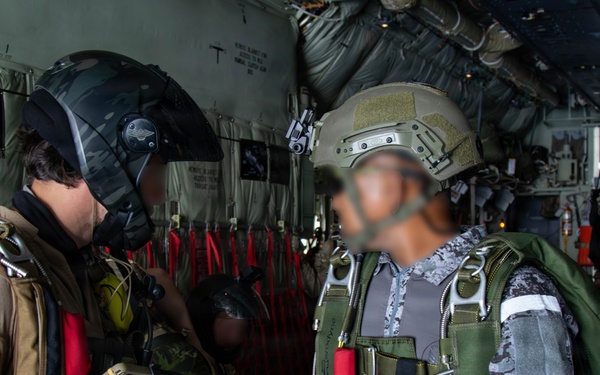 Balikatan 26: U.S., Philippine special operations forces execute friendship jumps