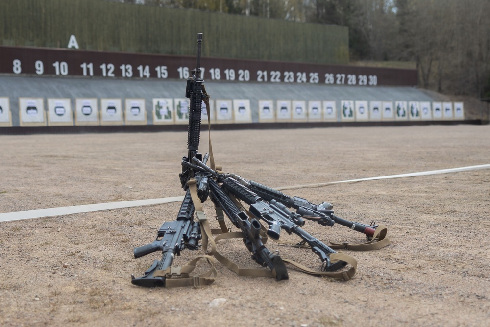 CLB-24 Marines conduct battlesight zero range in Sweden