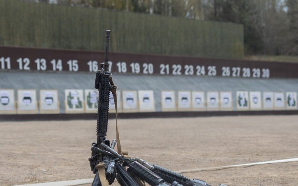 CLB-24 Marines conduct battlesight zero range in Sweden