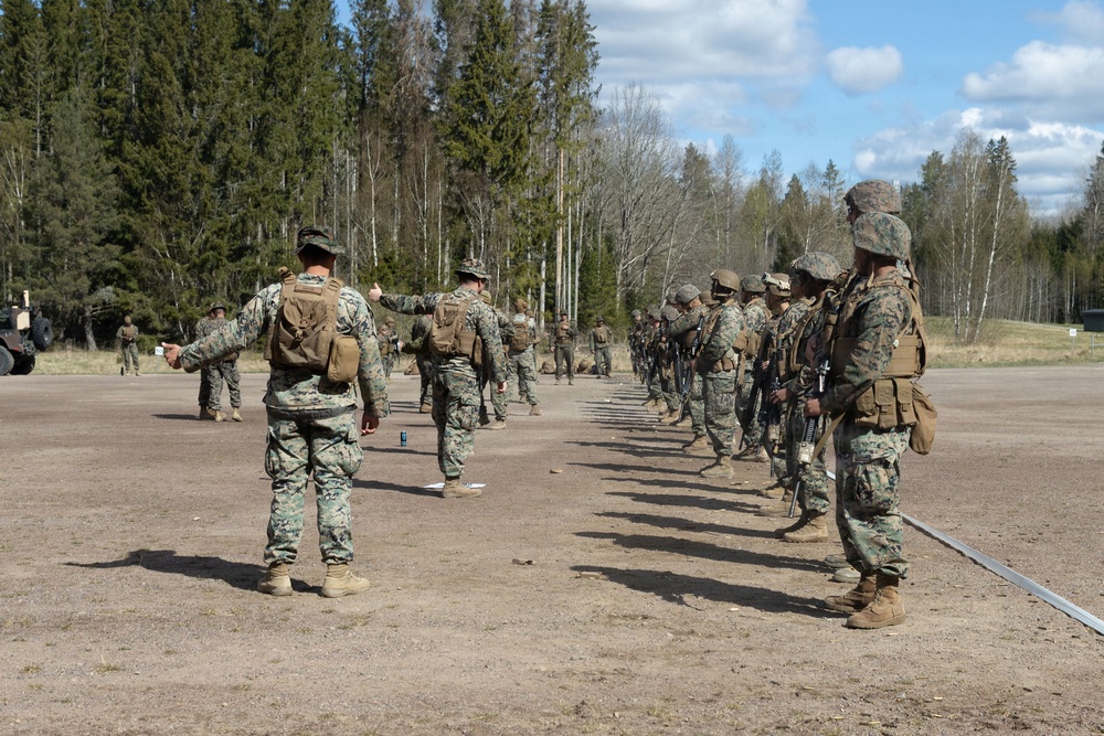 CLB-24 Marines conduct battlesight zero range in Sweden