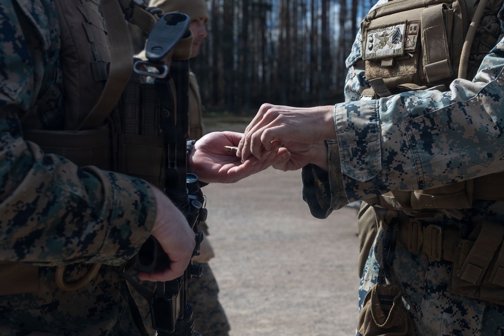 CLB-24 Marines conduct battlesight zero range in Sweden